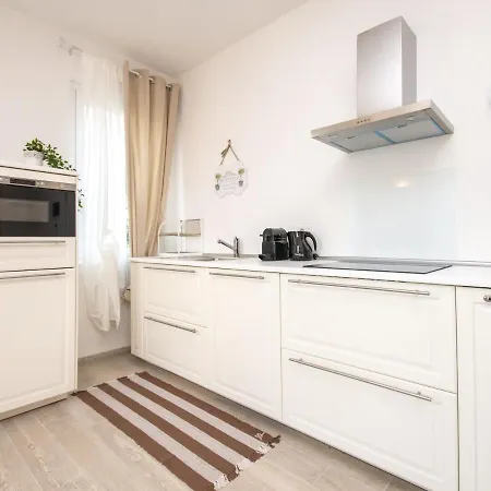Apartment Luxury Pulciano